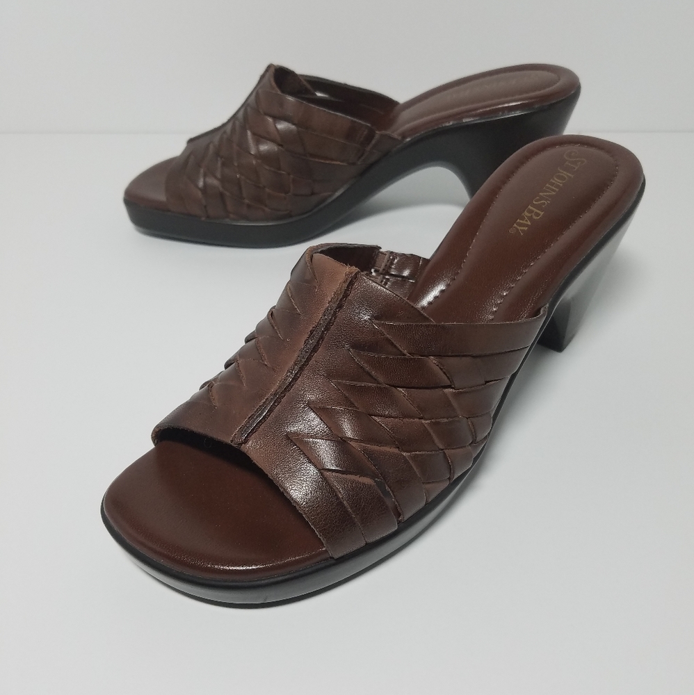 Women's St. John's Bay Leather Heels, Size 8